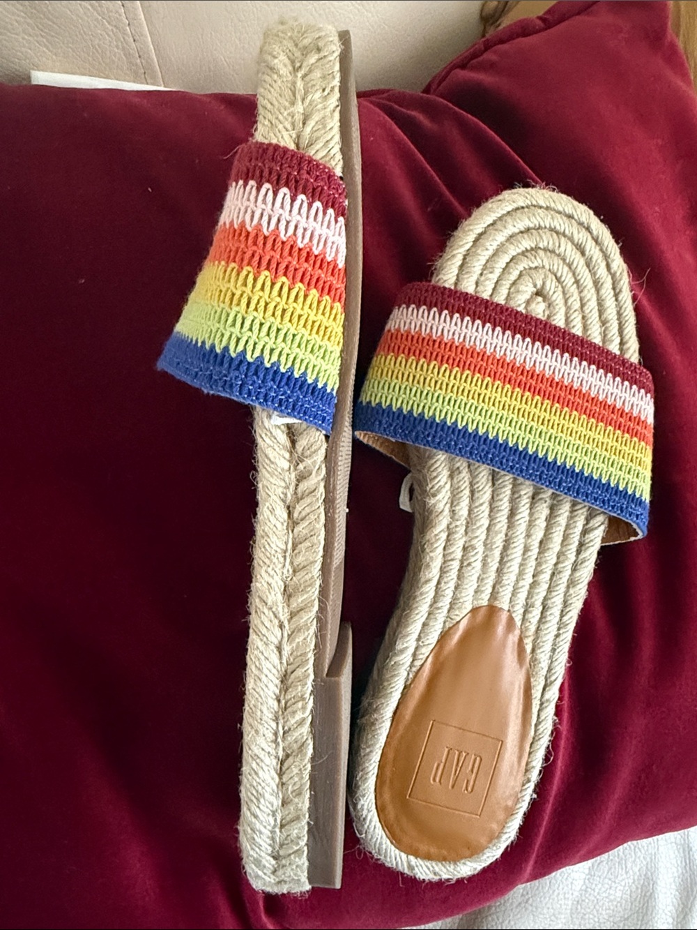 GAP Multicolor Rainbow Strap Rope Slide Sandals - Picture 3 of 3